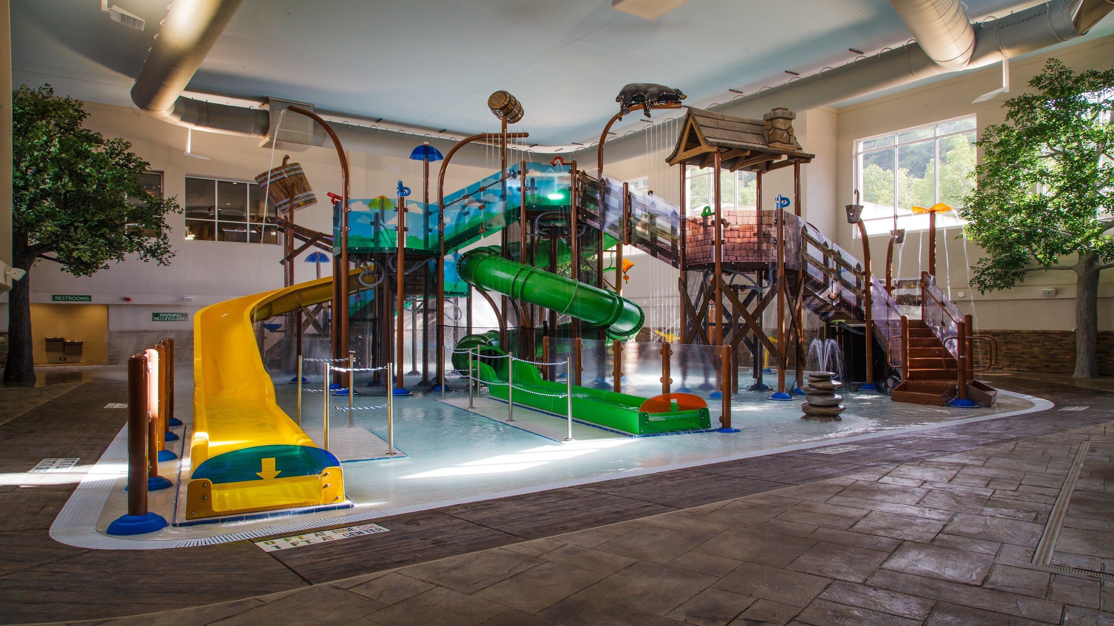 Holiday Inn Express Gatlinburg Downtown By Ihg Εξωτερικό φωτογραφία